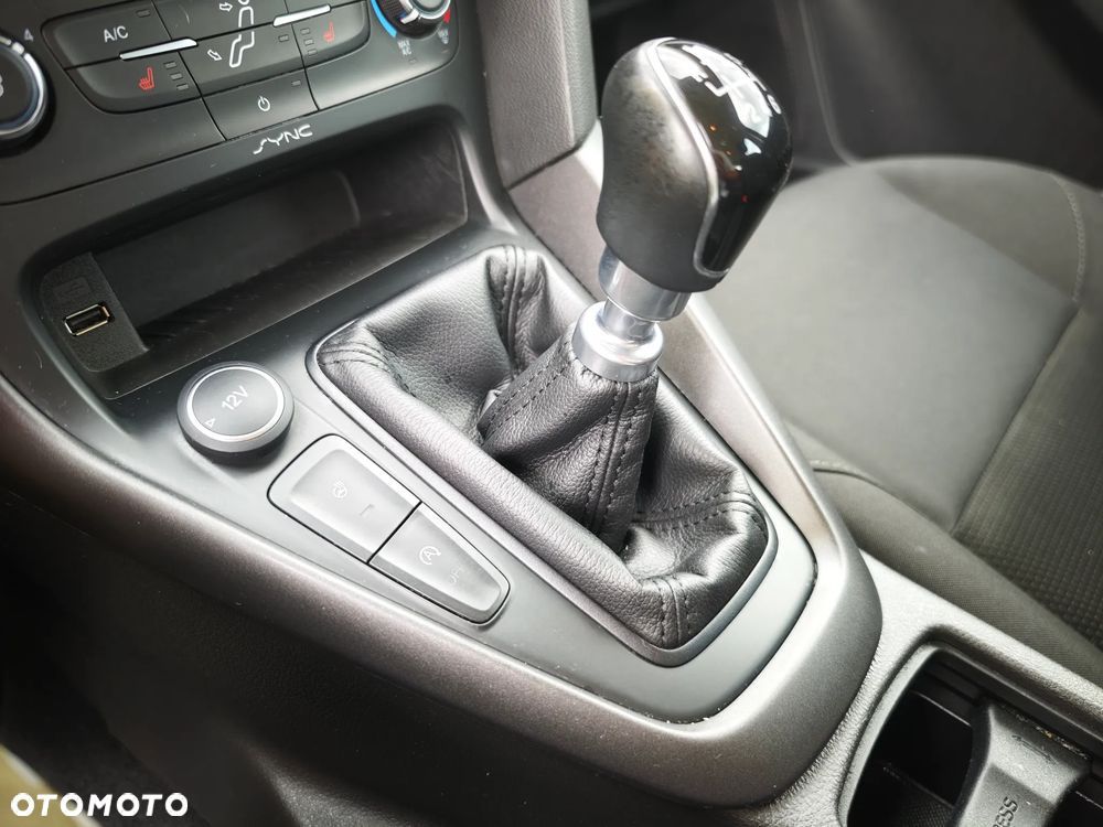 Ford Focus 1.0 EcoBoost Start-Stopp-System Business Edition - 18