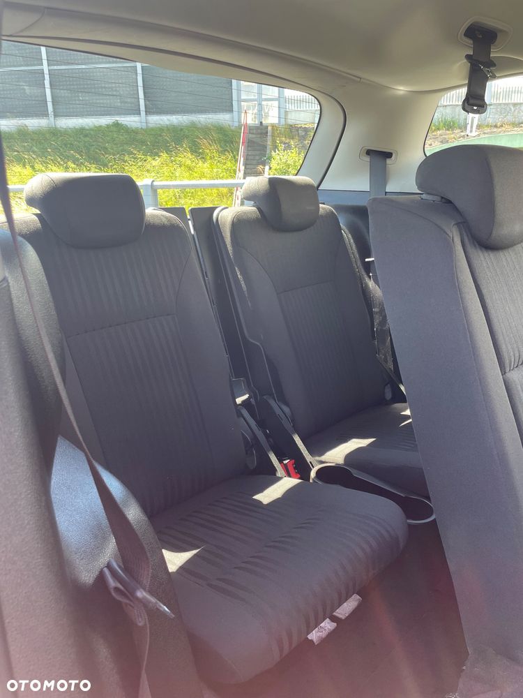 Opel Zafira - 25