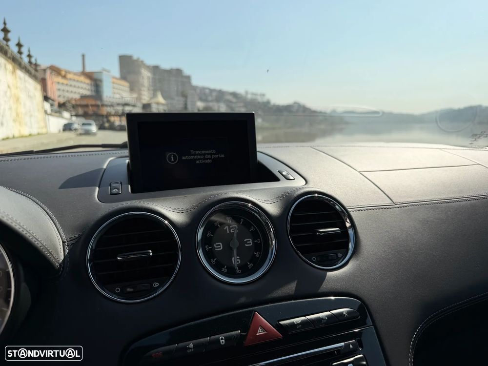 Peugeot RCZ 1.6 200 THP Red Carbon - 45