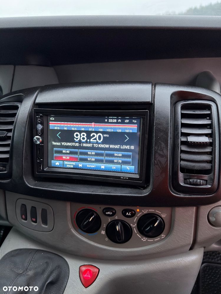 Renault Trafic Passenger Expression - 14