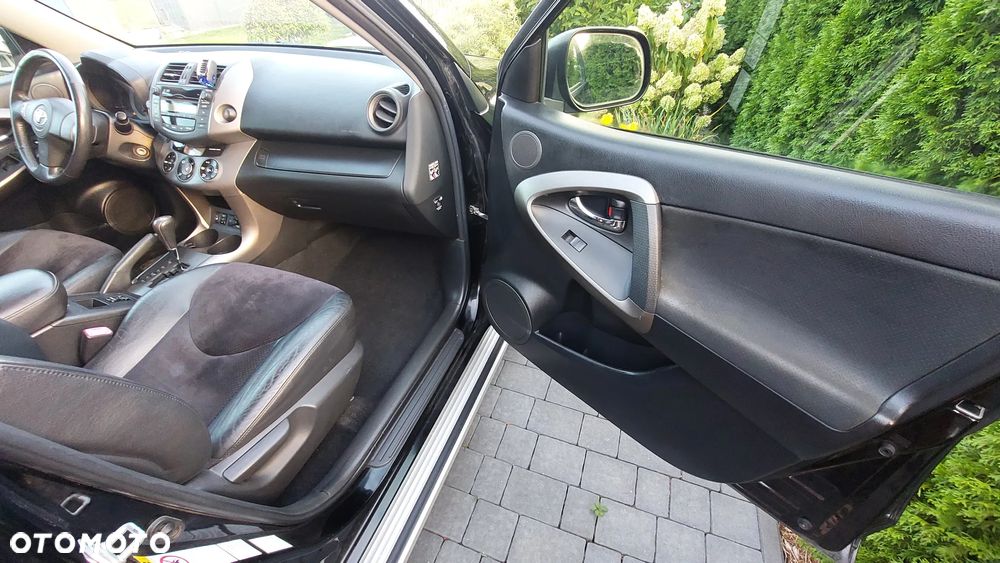 Toyota RAV4 2.0 4x4 Automatik Sol - 11