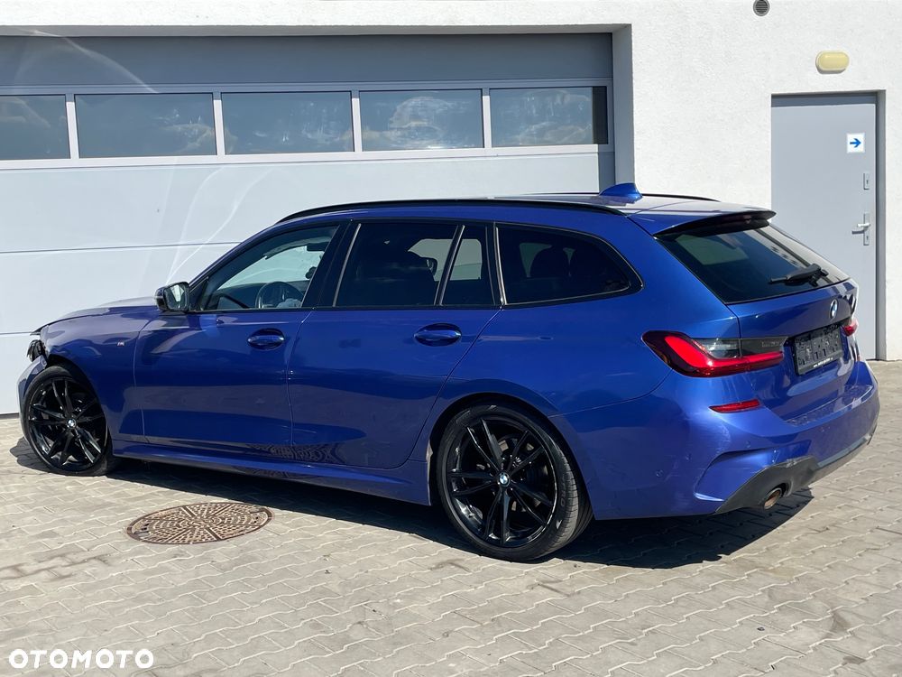 BMW Seria 3 320d Touring xDrive - 3