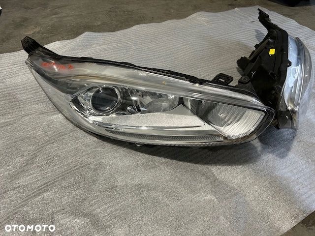 FIESTA MK 7 lift lampy przednie lewa prawa C1BB-13W029-CE C1BB-13W030-CE - 3