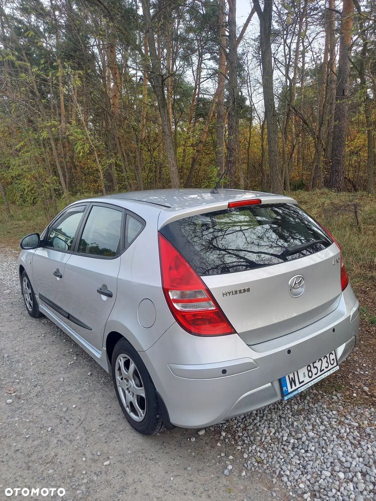 Hyundai i30 1.4 Base + EU5 - 1