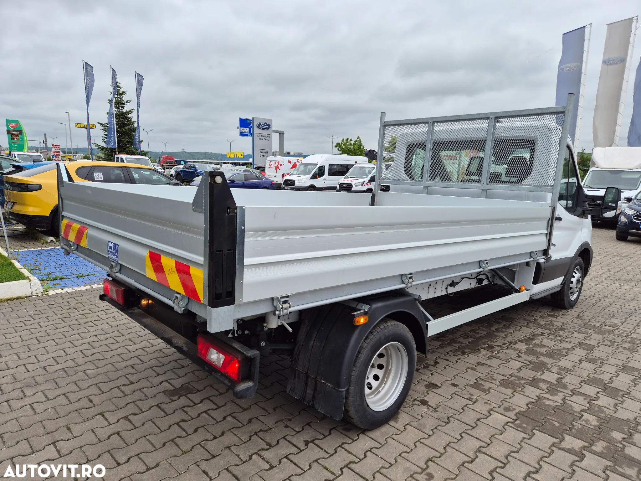 Ford Ford Transit ICA 3 Single Chassis Cab 350L (L3H1) Trend 2.0L EcoBlue 130 CP M6 RWD - 4