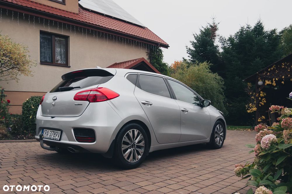Kia Ceed 2018 photo 2