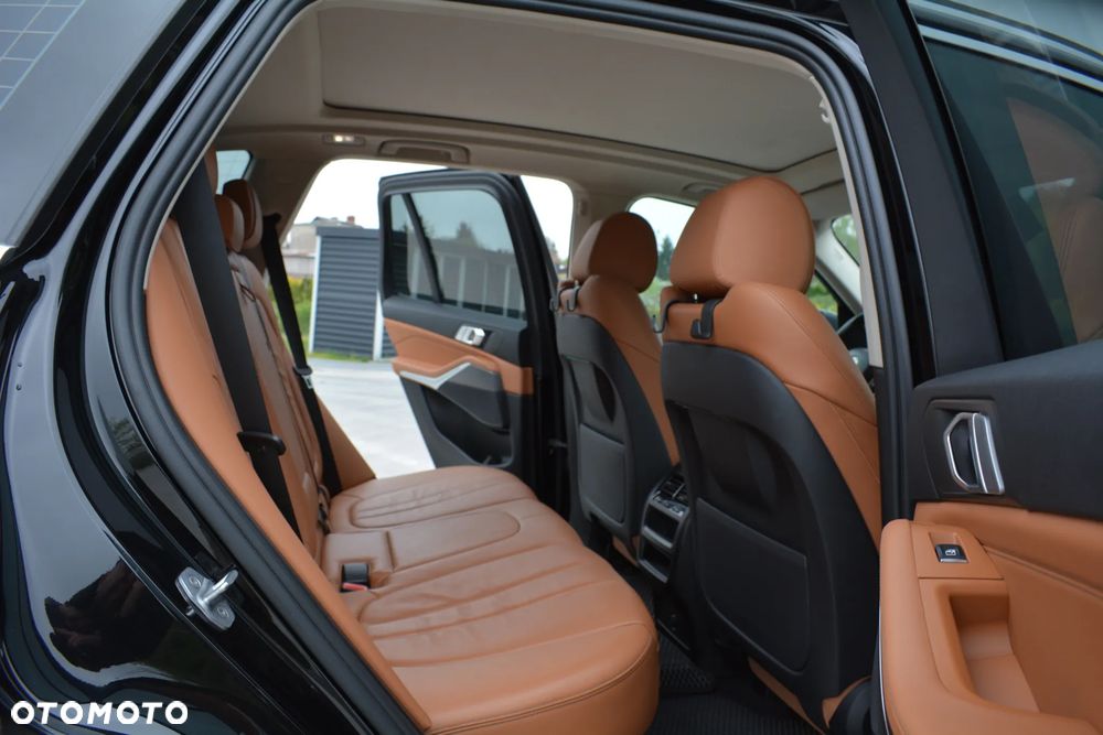 BMW X5 xDrive40i - 27