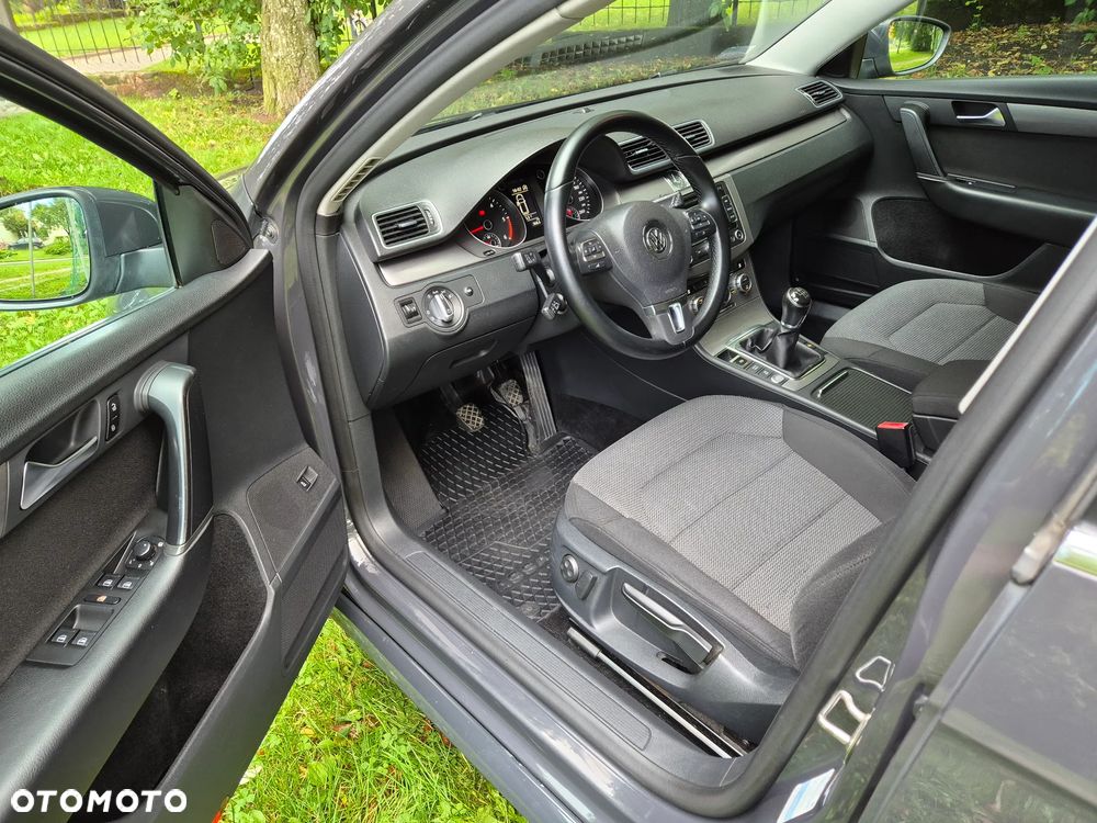 Volkswagen Passat 2.0 TDI 4Mot Comfortline - 10