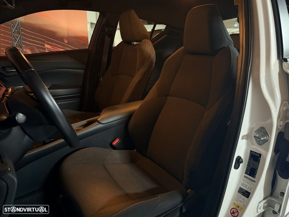 Toyota C-HR 1.2T Comfort+P.Style - 6