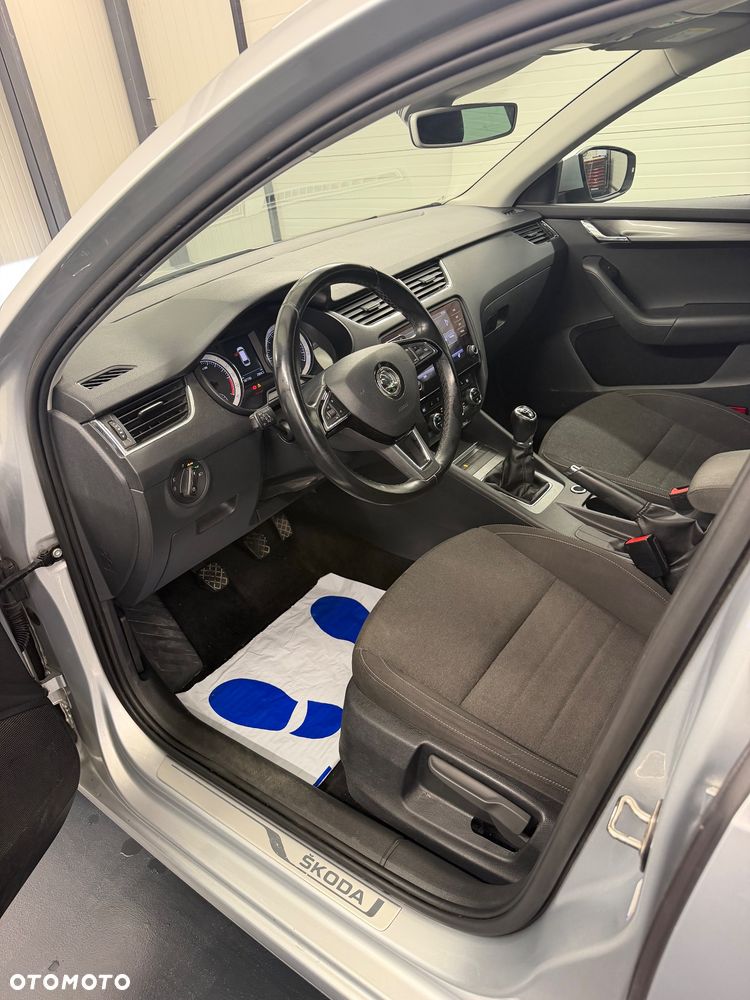 Skoda Octavia - 14