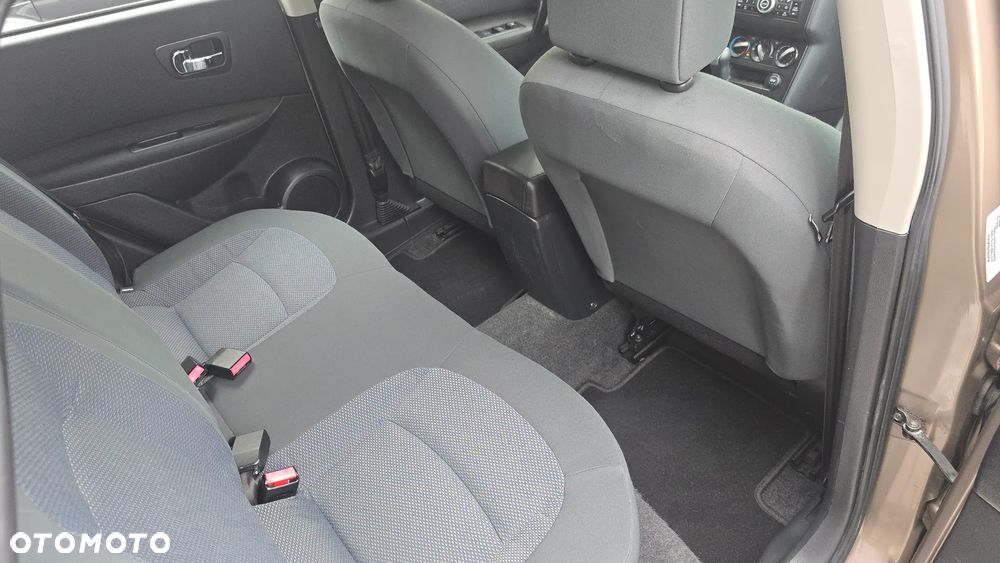 Nissan Qashqai 1.6 Visia - 10