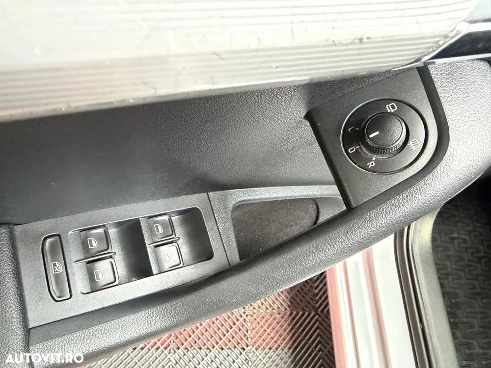 Skoda Octavia 2.0 TDI DSG Ambition - 16