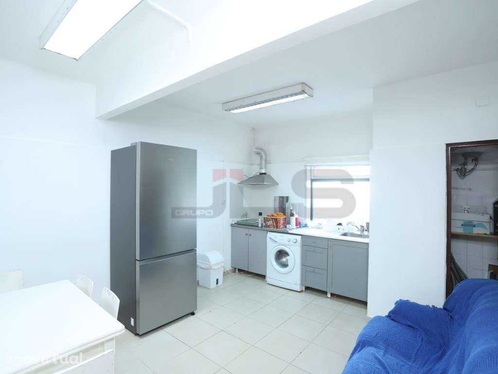 Apartamento T1 no Rés-do-Chão de 52m2 - Ideal para Habitação própri... - Grande imagem: 2/17