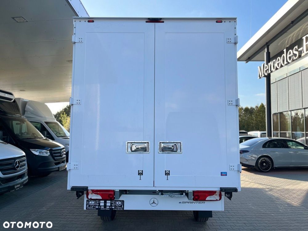 Mercedes-Benz Sprinter 314 e - 8