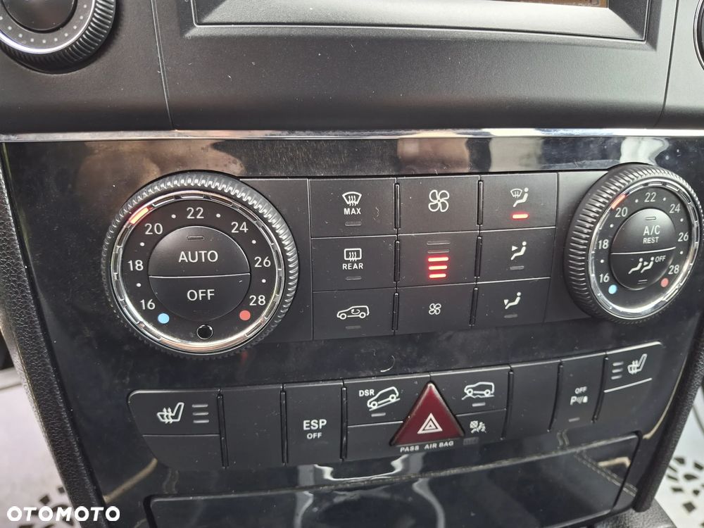 Mercedes-Benz ML - 24
