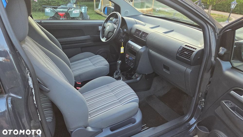 Volkswagen Fox - 5