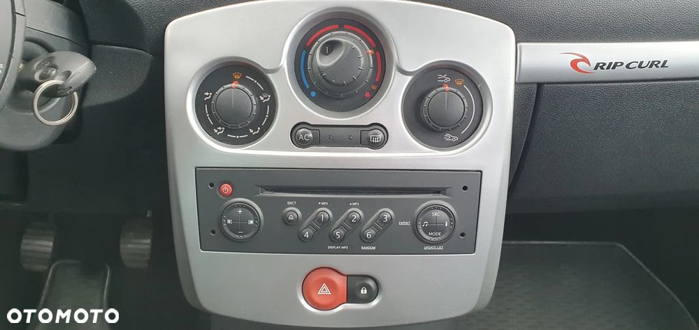 Renault Clio 1.2 16V TCE Rip Curl - 13