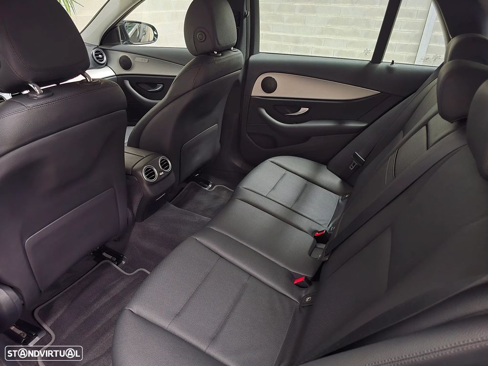 Mercedes-Benz E 300 de Avantgarde - 40