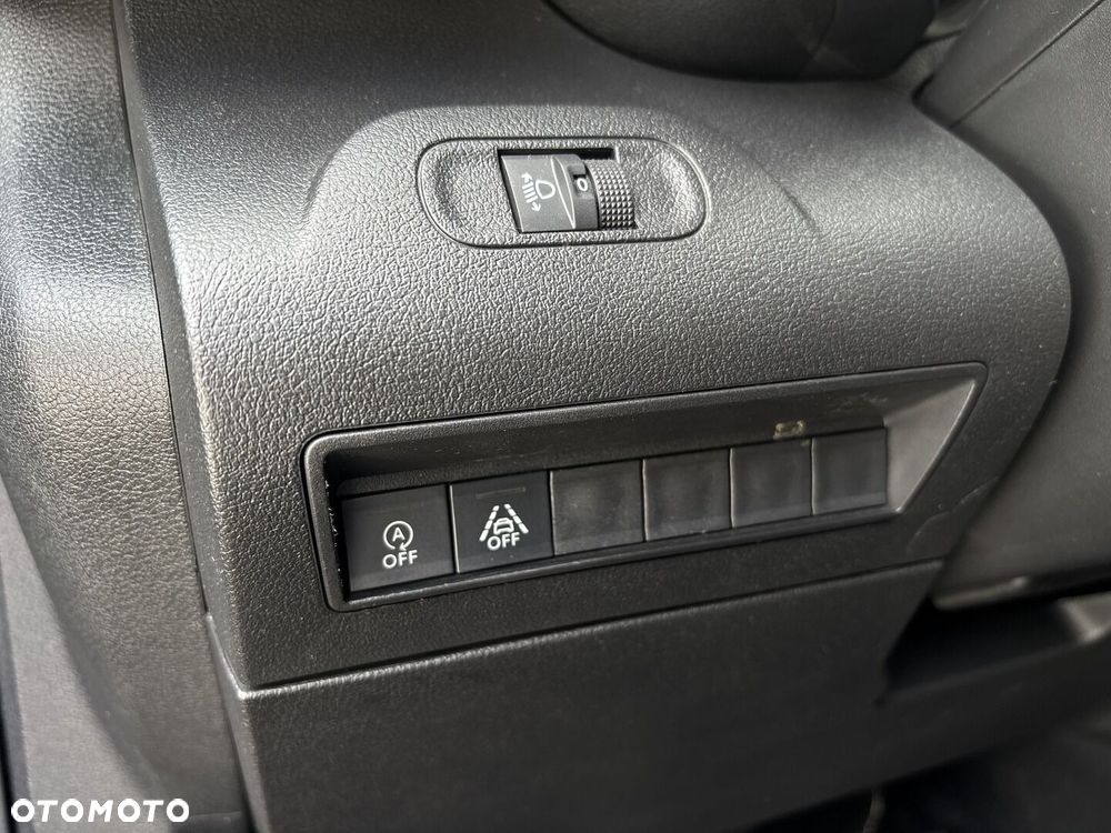 Toyota Proace City Verso 1.5 D-4D Combi - 23