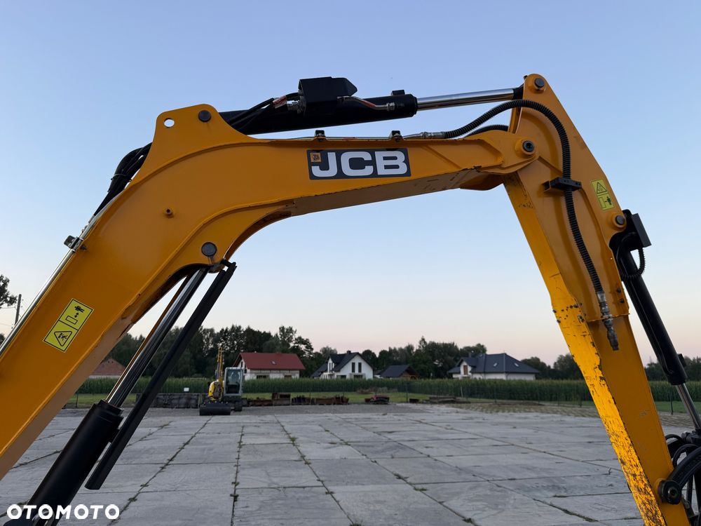 JCB 57C-1 - 9