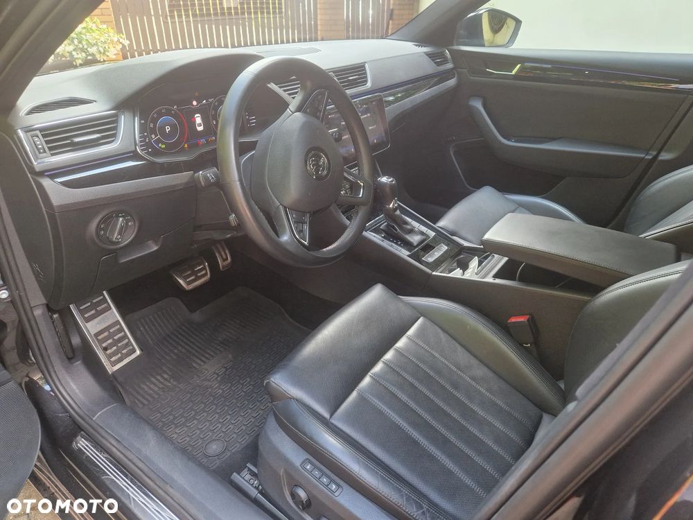 Skoda Superb 2.0 TDI 4x4 L&K DSG - 4