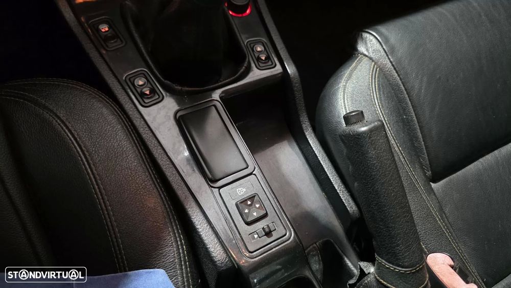 Fiat Coupe 2.0 16V Turbo Plus - 33