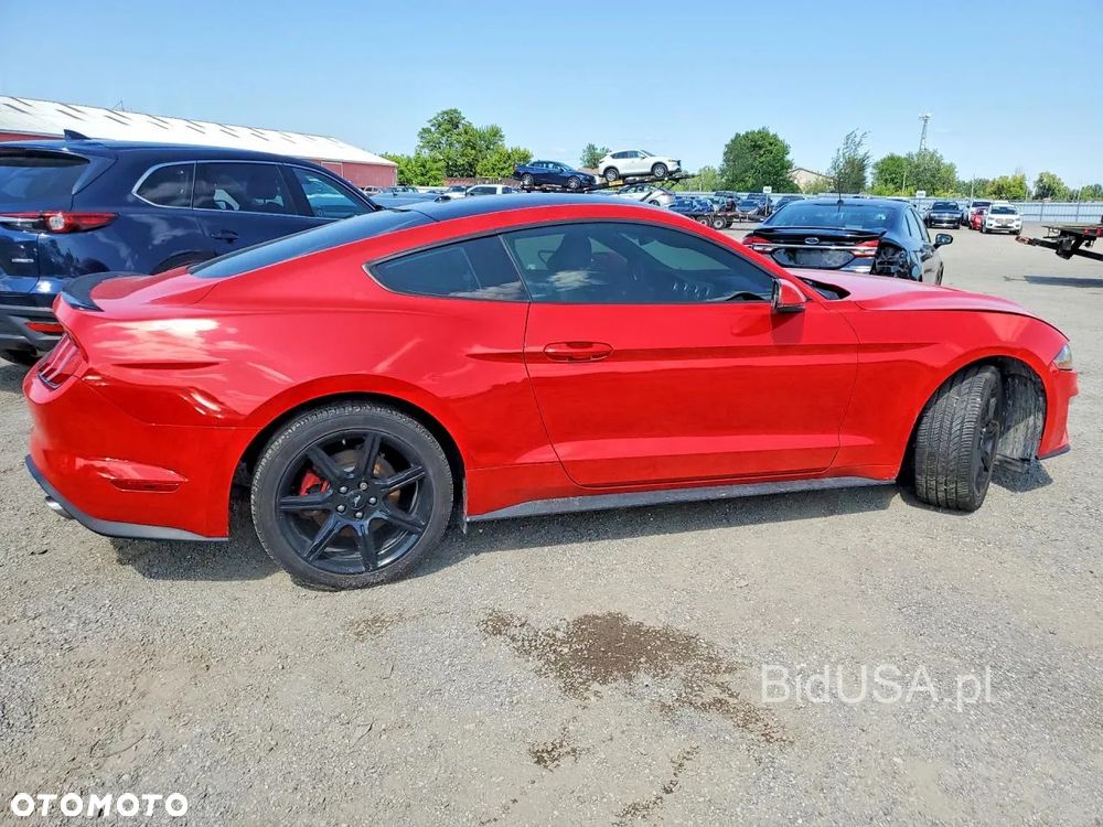 Ford Mustang 2.3 EcoBoost - 10