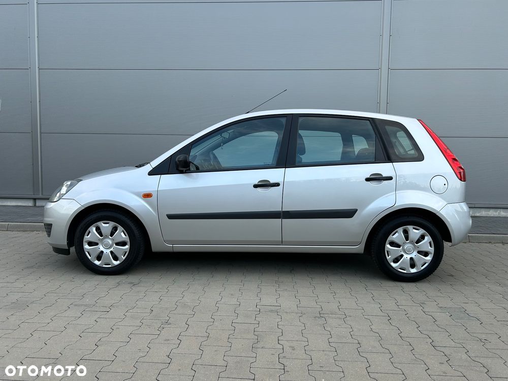 Ford Fiesta 1.3 - 2