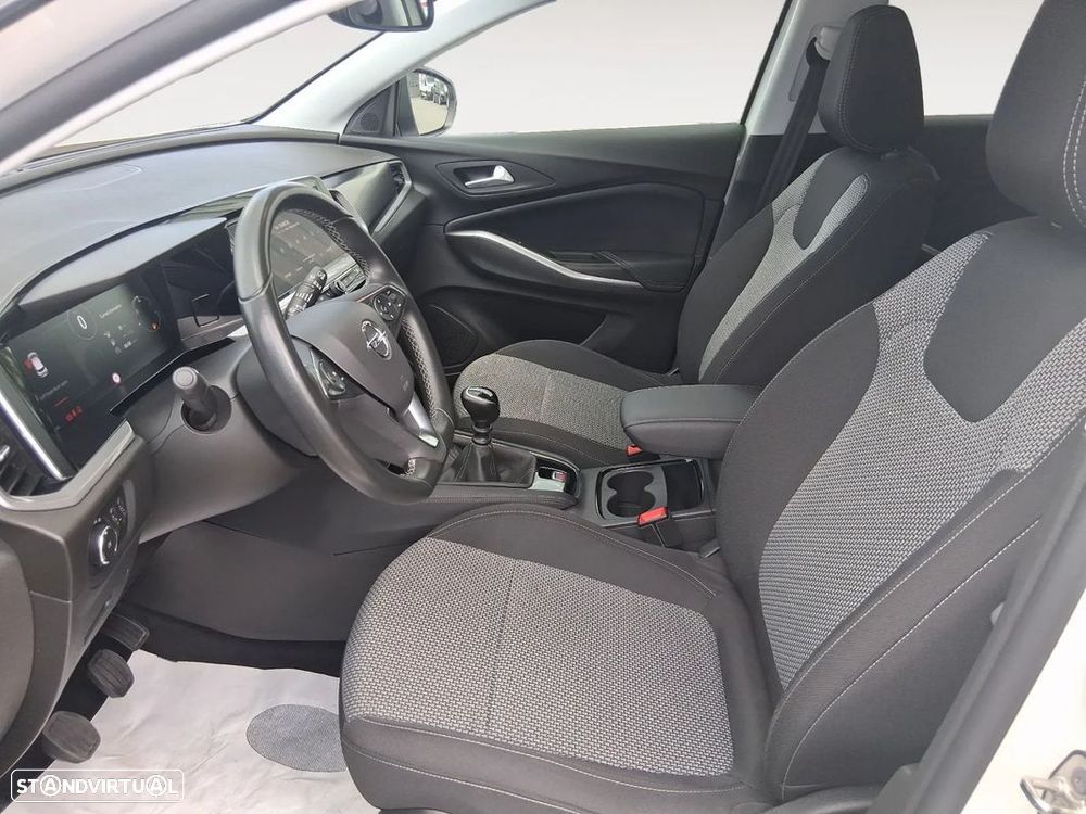 Opel Grandland 1.2 T GS Line - 10