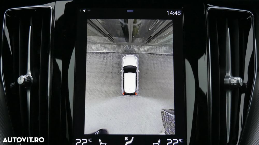 Volvo XC 60 T8 Twin Engine AWD R-Design - 5