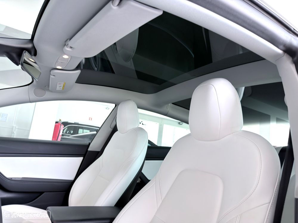 Tesla Model 3 Long Range Tração Integral - 22
