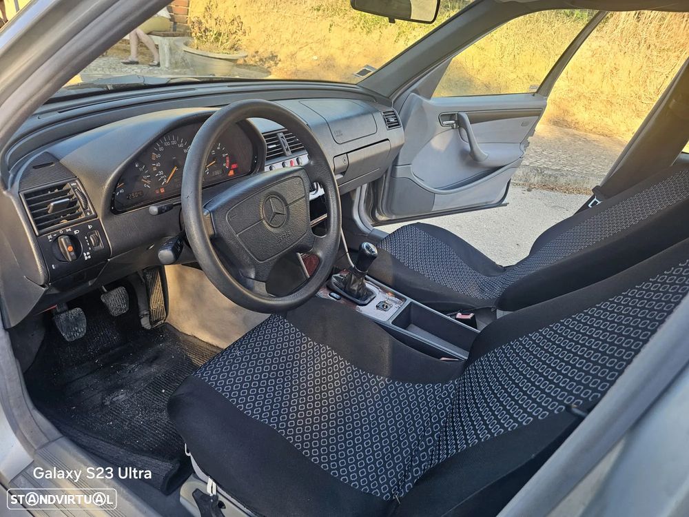 Mercedes-Benz C 220 D - 8