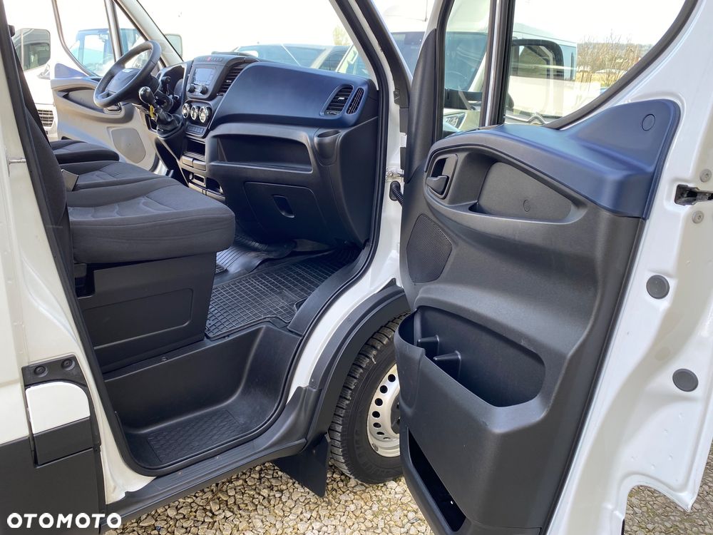 Iveco DAILY POMOC DROGOWA POLMAR SALON RZESZÓW - 39