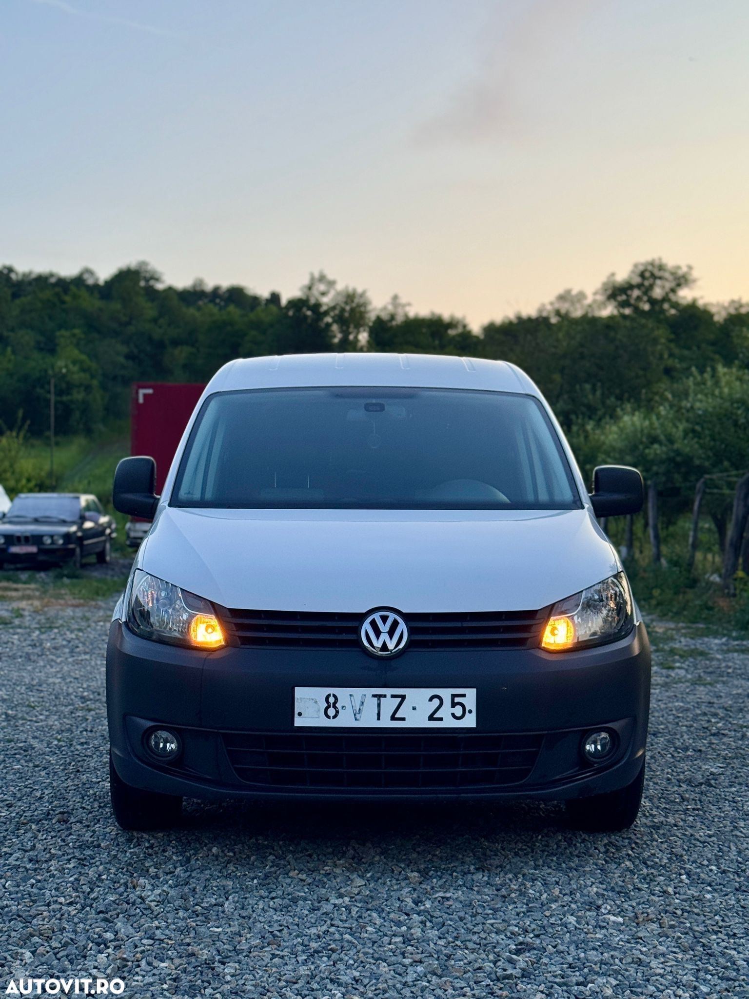 Volkswagen Caddy - 12