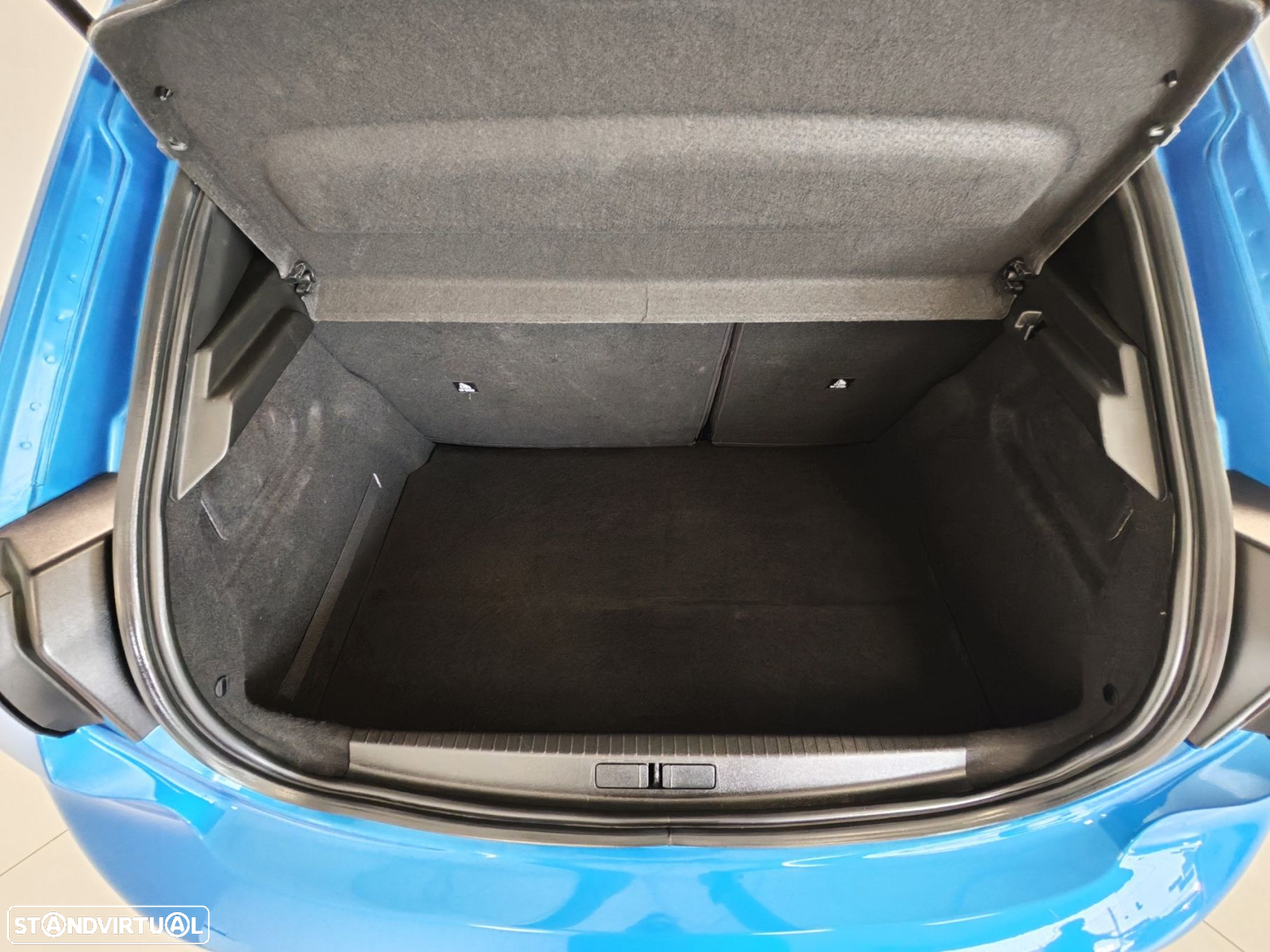 Peugeot 208 1.5 BlueHDi Allure Pack - 53