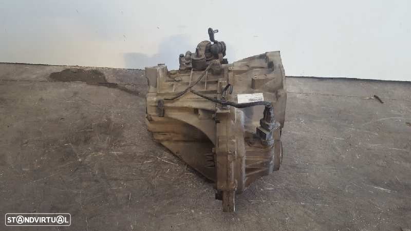 CAIXA VELOCIDADES KIA PICANTO 2004 - 4