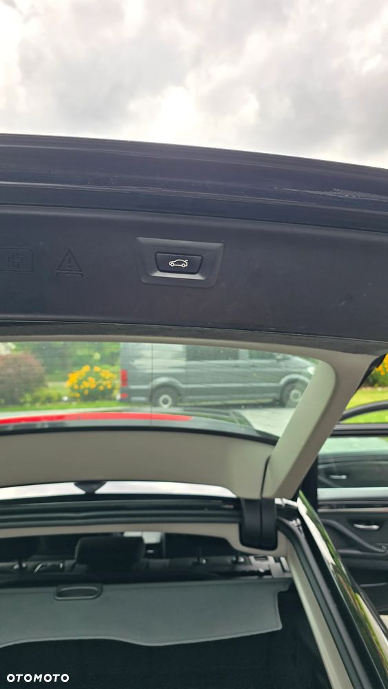 BMW Seria 5 520d - 16
