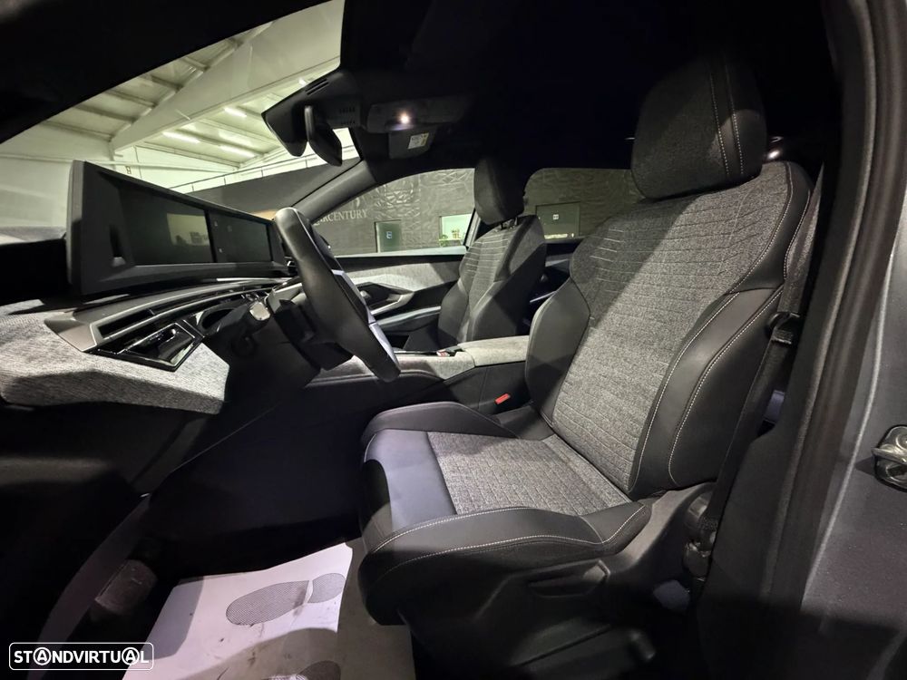 Peugeot 5008 1.2 Hybrid Allure e-DCS6 - 11