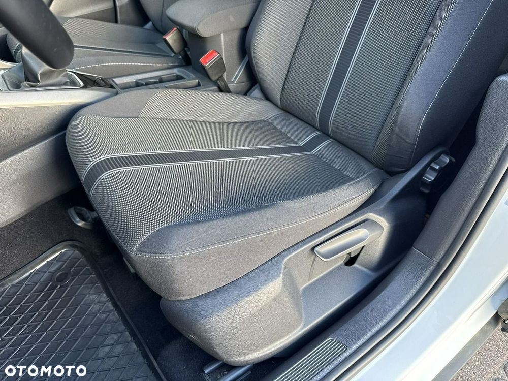 Volkswagen T-Roc 1.0 TSI Advance - 27