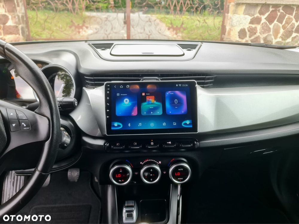 Alfa Romeo Giulietta 1.4 TB 16V Multiair Collezione - 30