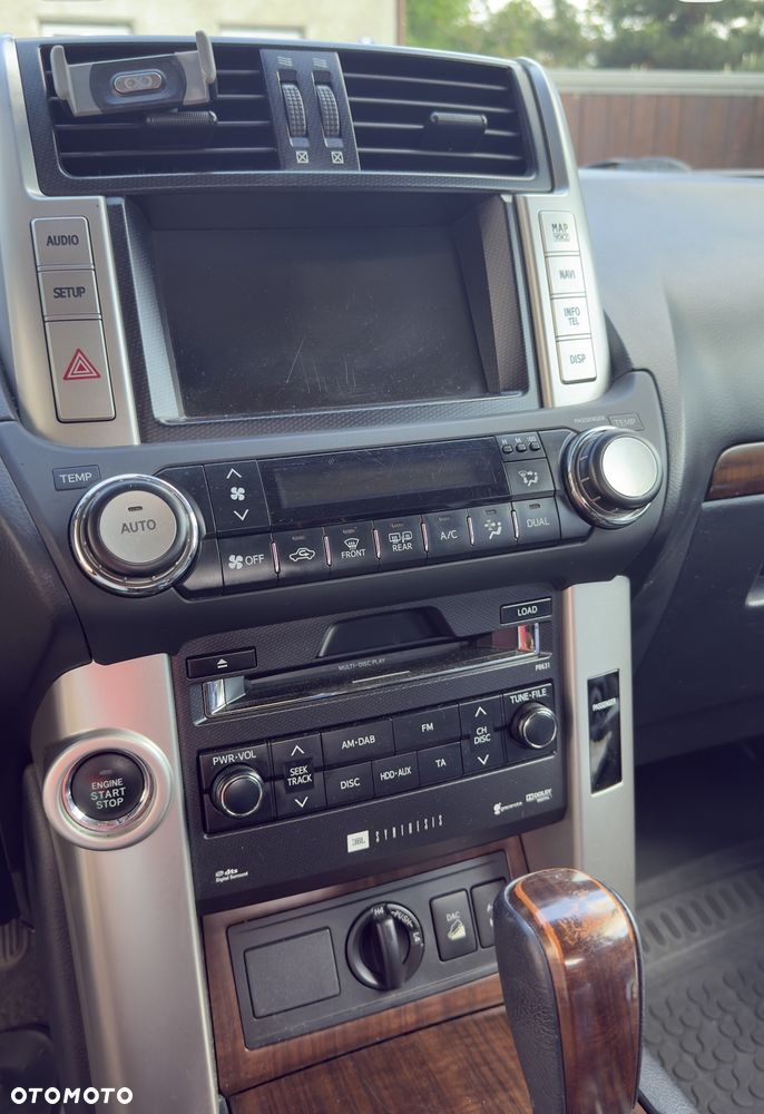 Toyota Land Cruiser LC 3.0 D-4D Prestige - 8