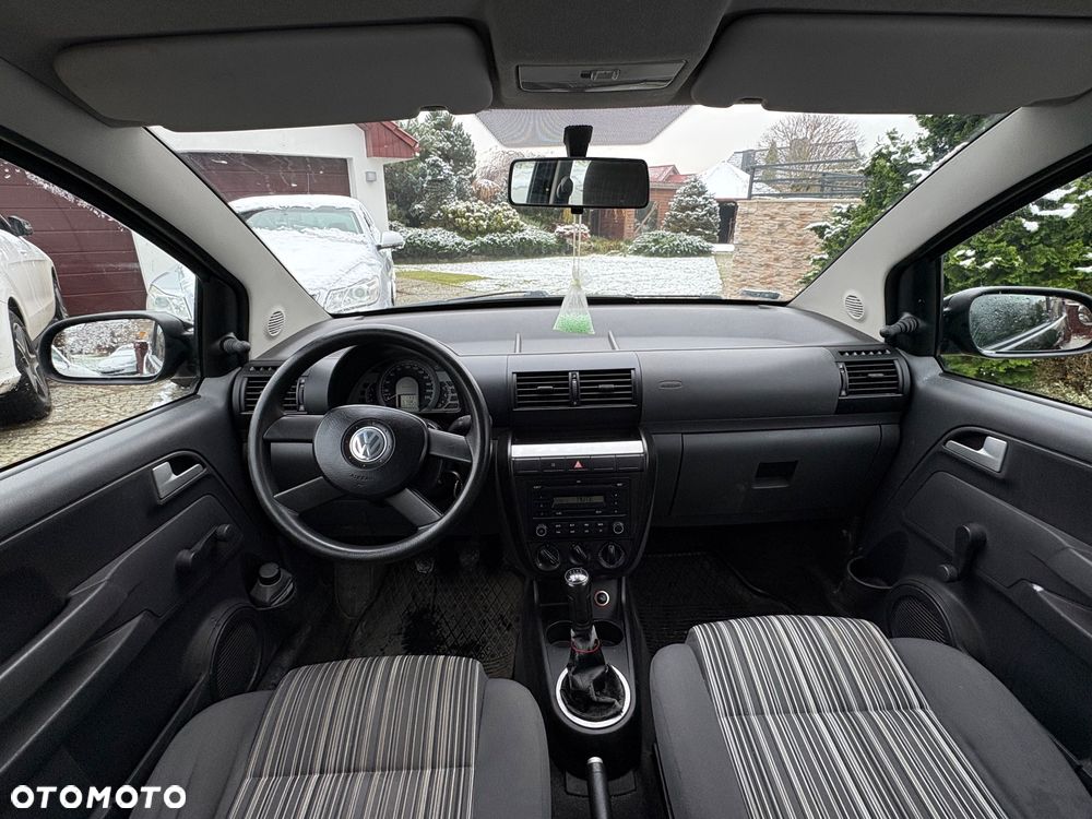 Volkswagen Fox 1.2 Fresh - 12