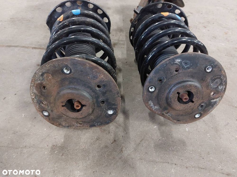 AMORTYZATOR SPRĘŻYNA ZWROTNICA LEWY + PRAWY PRZÓD VOLVO XC60 I 2.0 D3 - 2