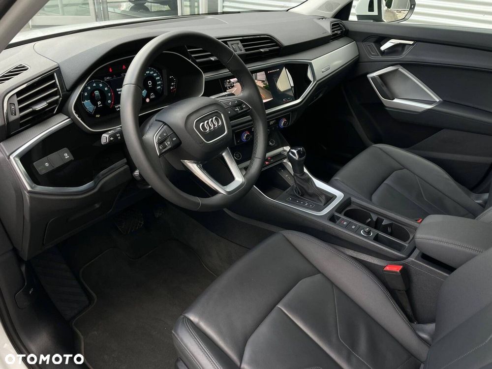 Audi Q3 Sportback - 18