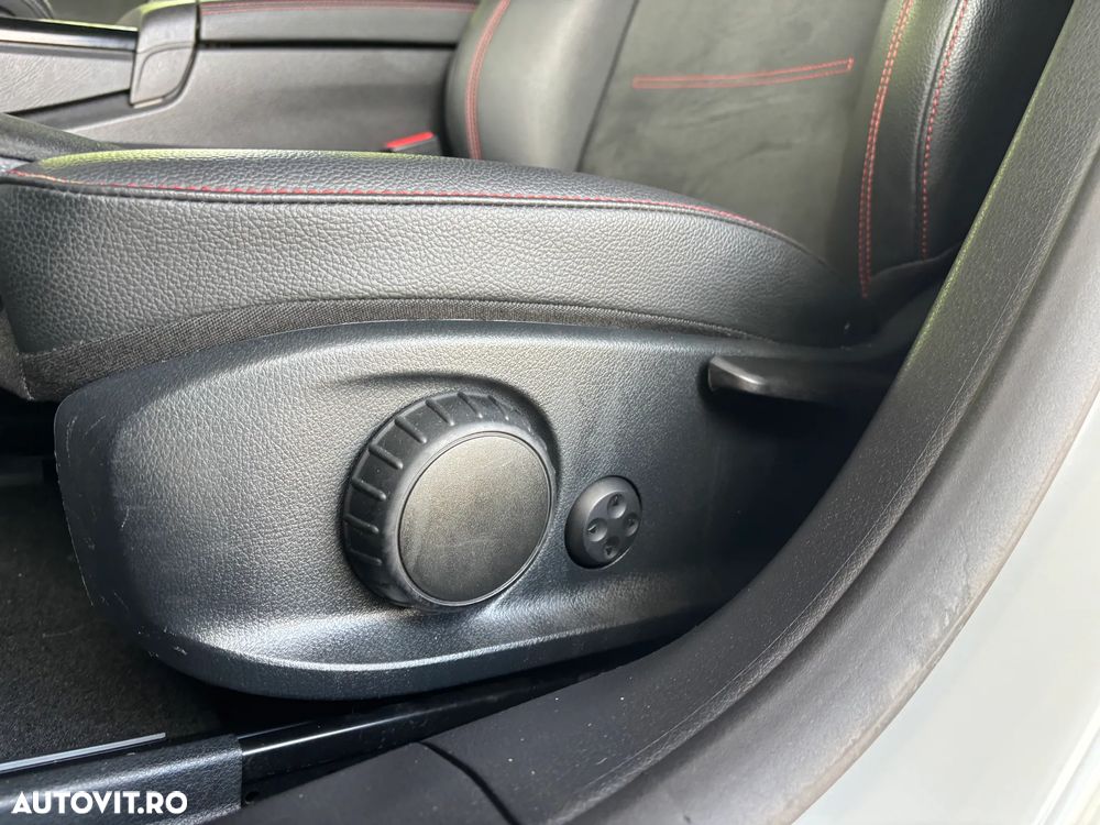 Mercedes-Benz CLA 200 7G-DCT Edition AMG Line - 36