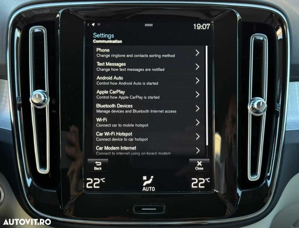 Volvo XC 40 - 38