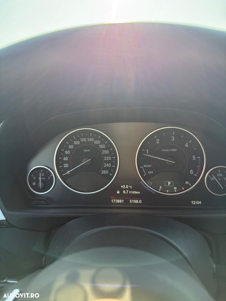 BMW Seria 3 320d Aut. M Sport - 9