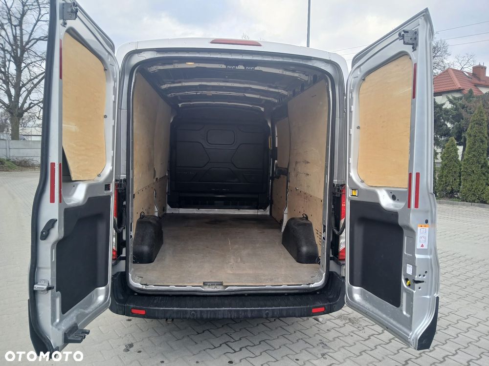 Ford TRANSIT - 21