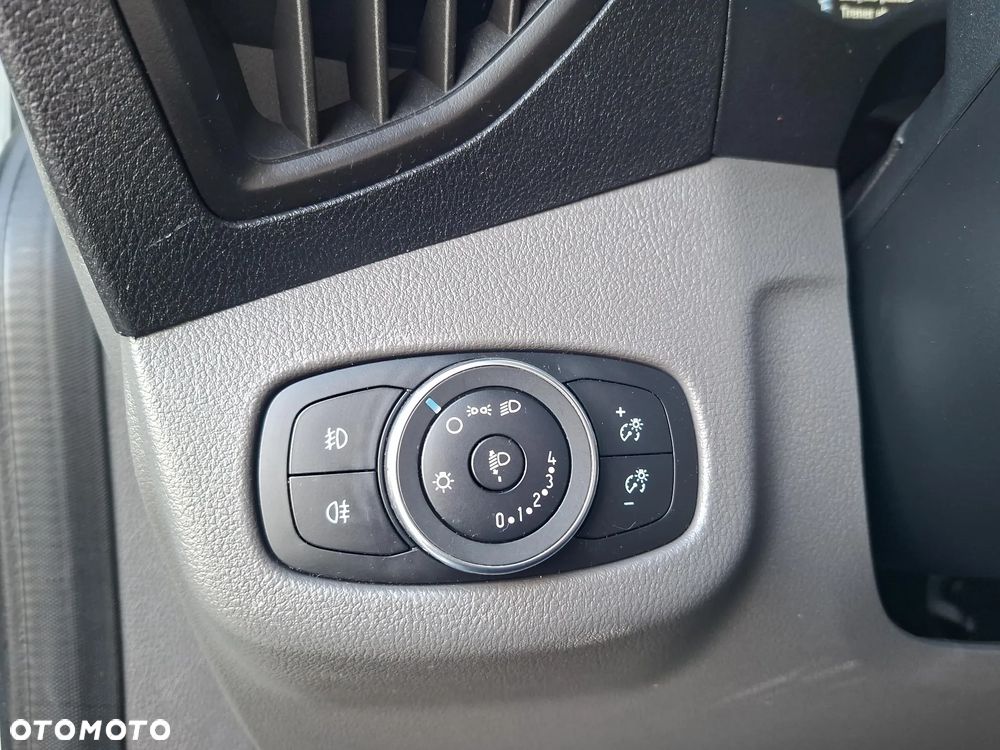 Ford Connect - 27