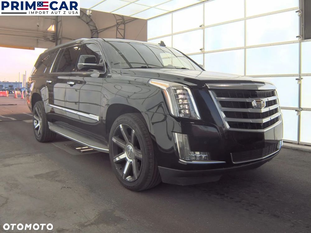 Cadillac Escalade - 2